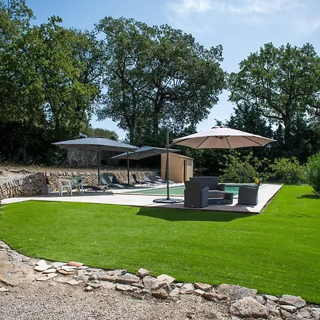 Ma Cardaline Avec Piscine Et Vue Avec 3 Pour 6 Personnes Classe 3 Etoiles