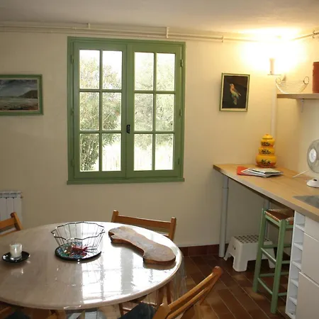 Villa Ma Cardaline Avec Piscine Et Vue Avec 3 Pour 6 Personnes Classe 3 Etoiles